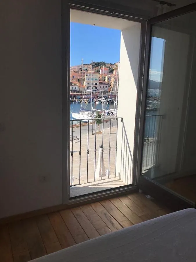 Maison Sur L'Ancien Port, La Maddalena Lejlighed La Maddalena
