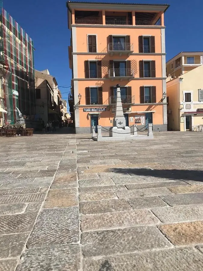 Maison Sur L'Ancien Port, La Maddalena Lejlighed La Maddalena